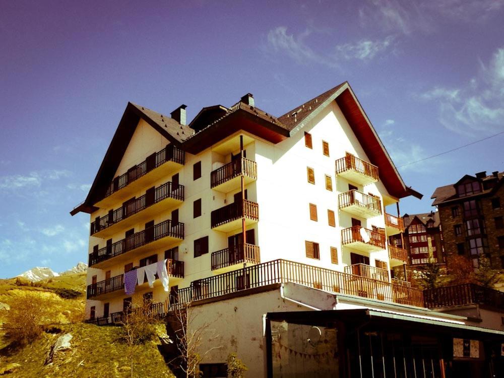 Apartamentos ฟอร์มีกัล ภายนอก รูปภาพ
